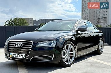 Седан Audi A8 2012 в Киеве