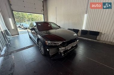 Audi A8  2019