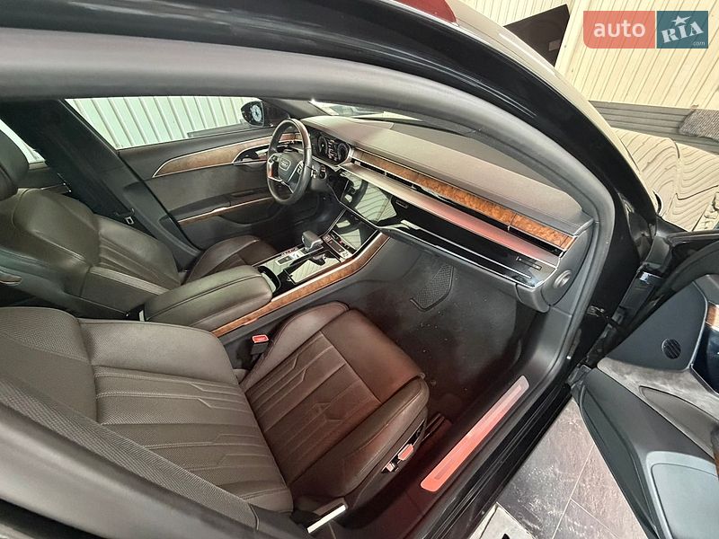 Седан Audi A8 2019 в Києві фото 12 Седан Audi A8 2019 в Києві