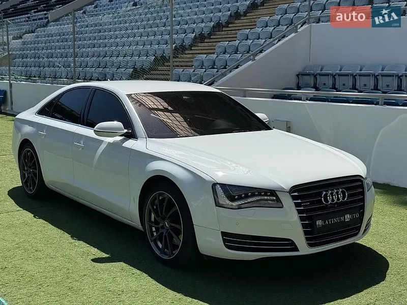 Audi A8