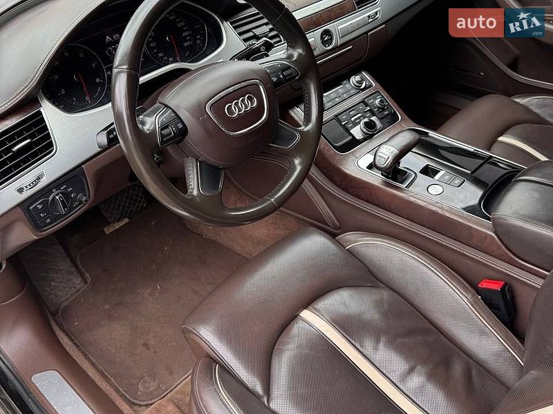 Седан Audi A8 2011 в Киеве