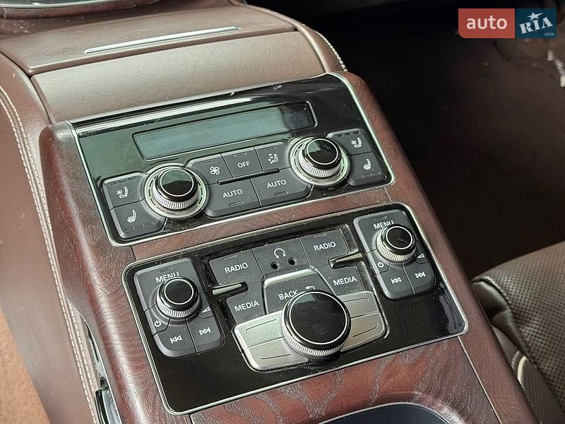 Седан Audi A8 2011 в Киеве