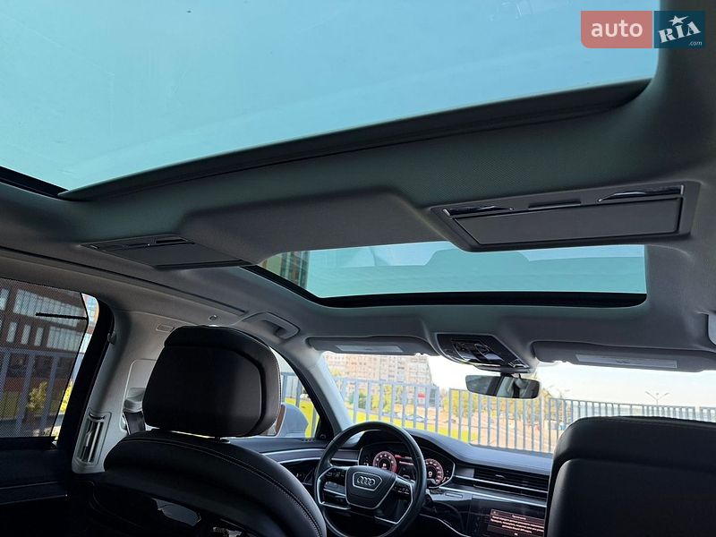 Седан Audi A8 2020 в Дніпрі