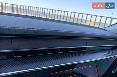 Седан Audi A8 2020 в Дніпрі