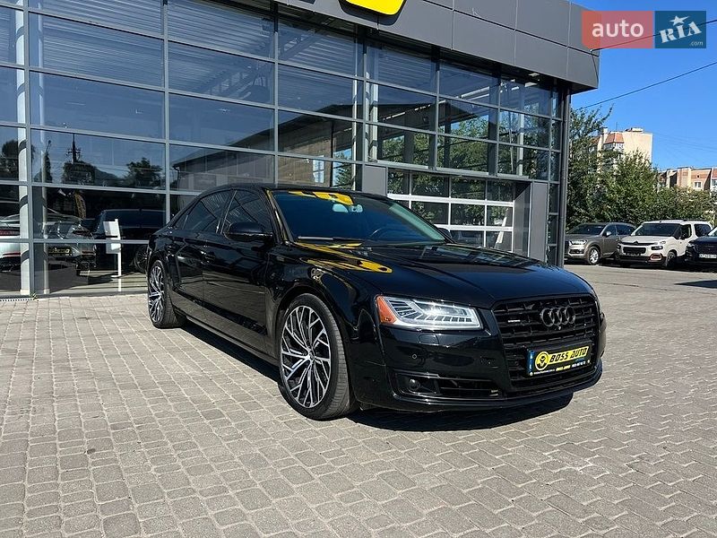 Седан Audi A8 2014 в Коломиї