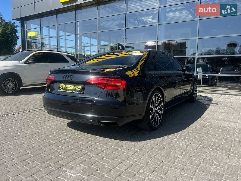 Седан Audi A8 2014 в Коломиї