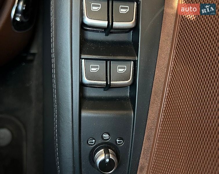 Седан Audi A8 2014 в Коломиї