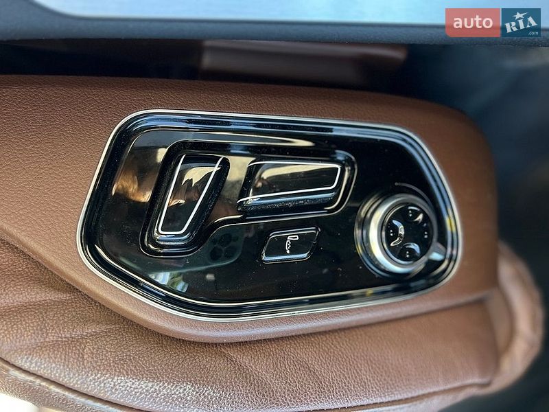Седан Audi A8 2014 в Коломиї