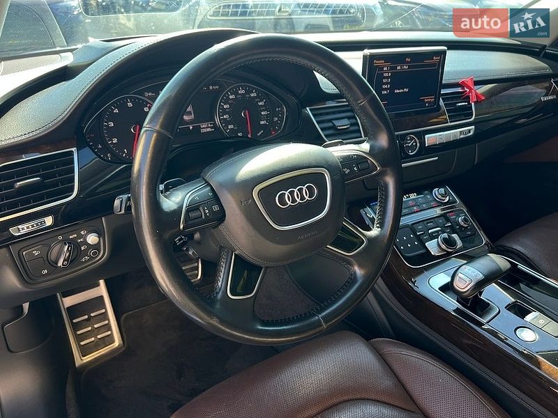 Седан Audi A8 2014 в Коломиї