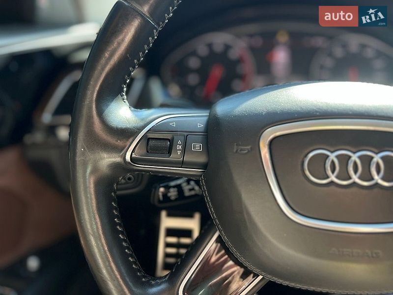 Седан Audi A8 2014 в Коломиї