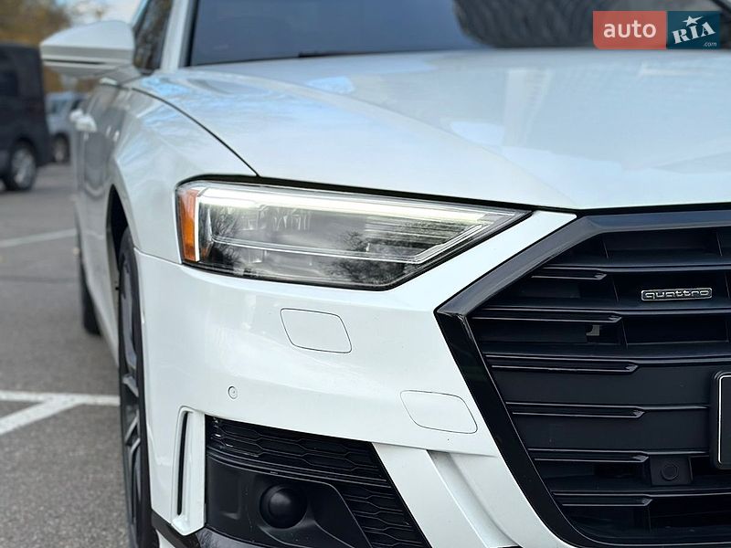 Седан Audi A8 2020 в Києві