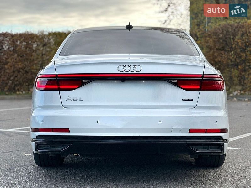 Седан Audi A8 2020 в Києві