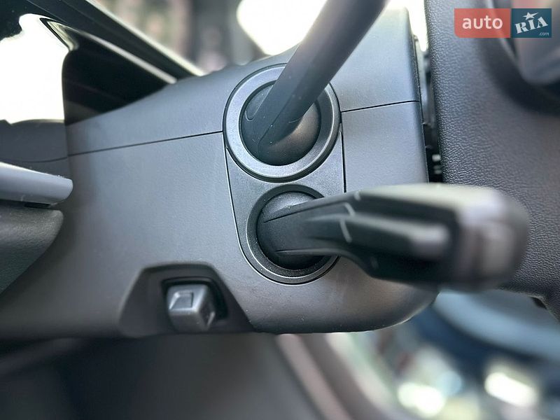 Седан Audi A8 2020 в Києві