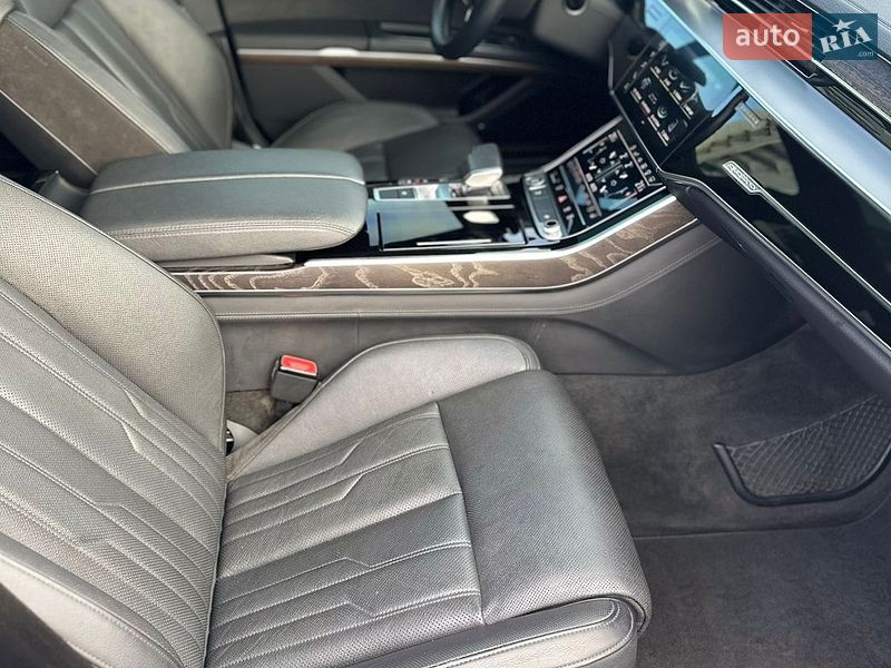 Седан Audi A8 2020 в Києві