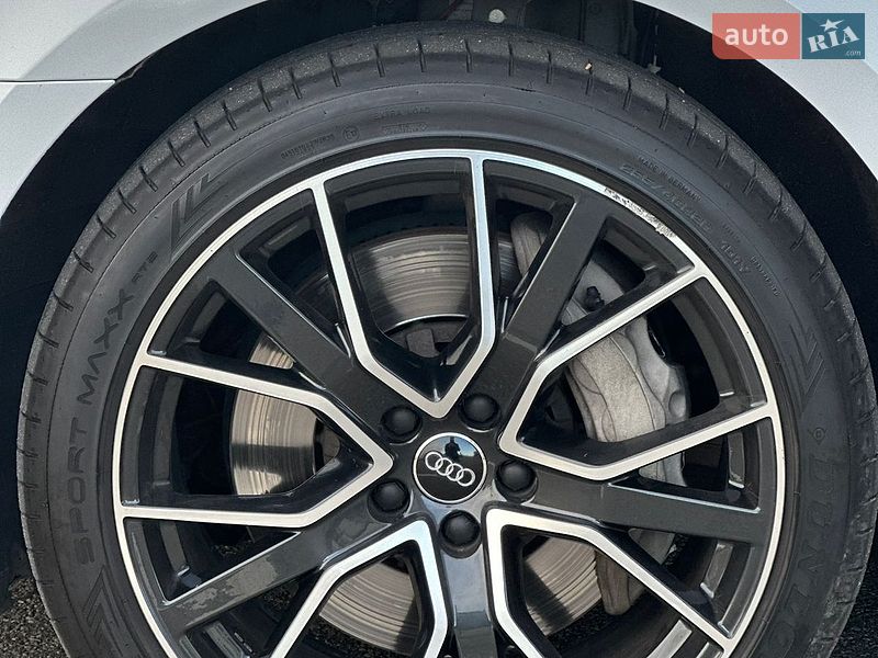 Седан Audi A8 2020 в Києві
