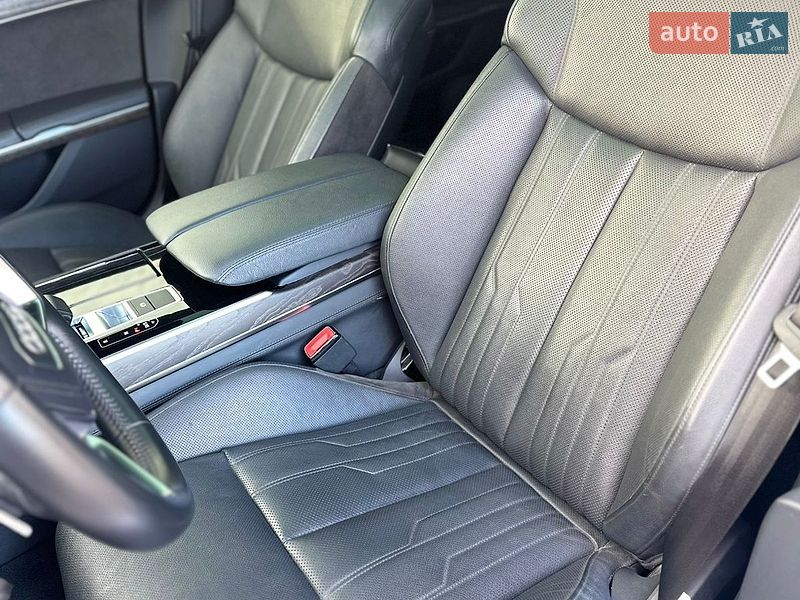 Седан Audi A8 2020 в Києві