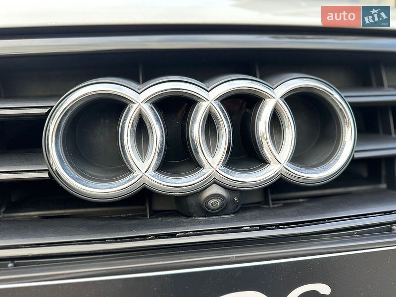 Седан Audi A8 2020 в Києві