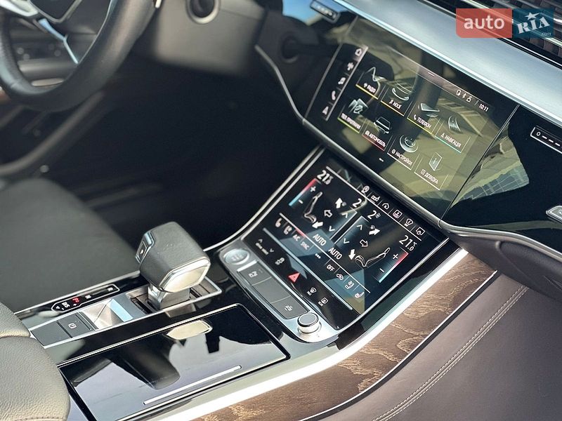 Седан Audi A8 2020 в Києві