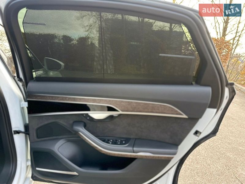 Седан Audi A8 2020 в Києві