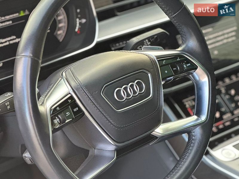 Седан Audi A8 2020 в Києві