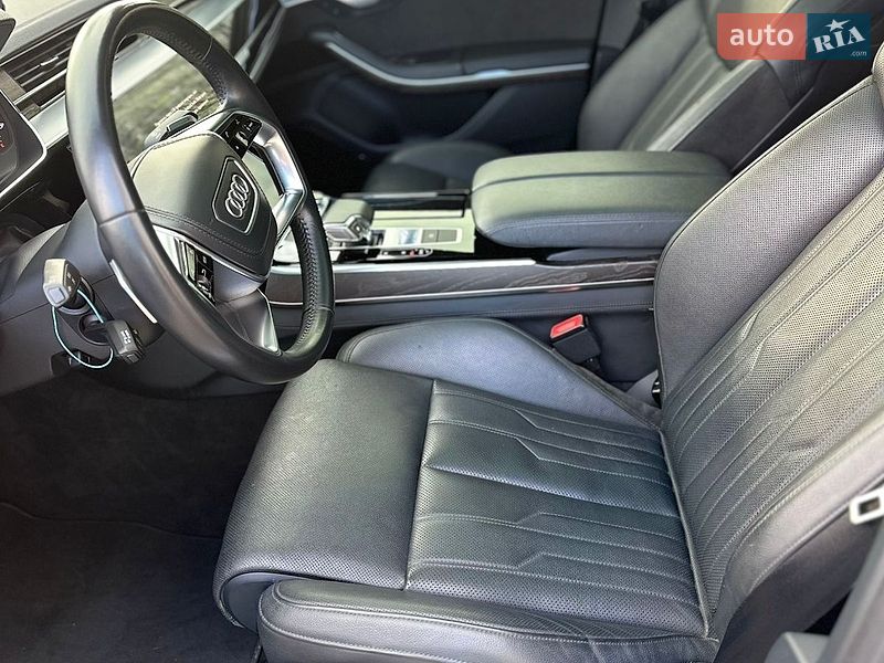 Седан Audi A8 2020 в Києві