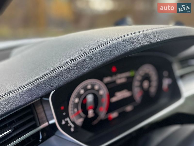 Седан Audi A8 2020 в Києві