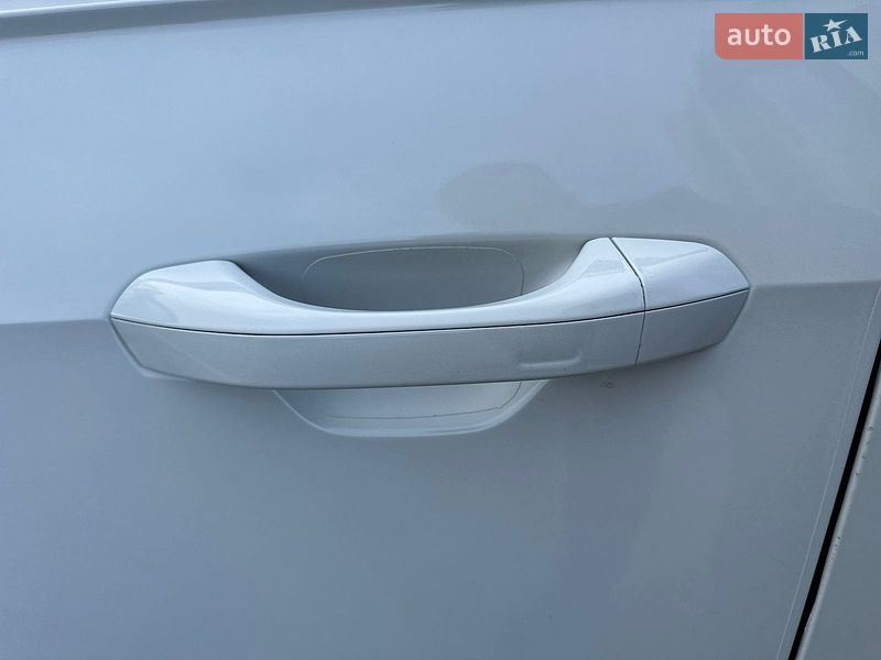 Седан Audi A8 2020 в Києві
