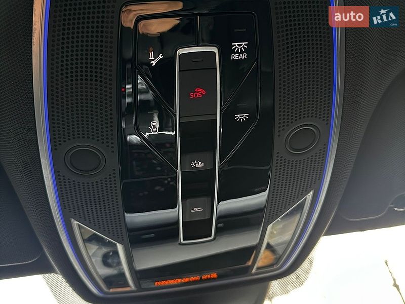 Седан Audi A8 2020 в Києві