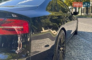 Audi A8  2015