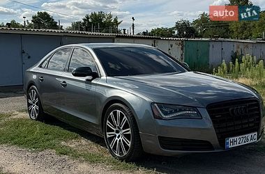 Audi A8  2013