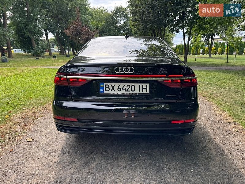Седан Audi A8 2024 в Хмельницькому