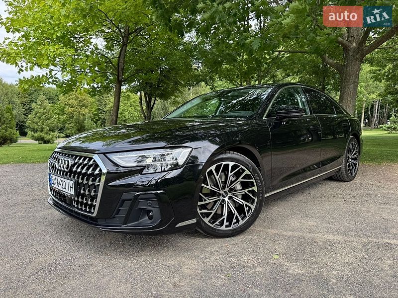 Седан Audi A8 2024 в Хмельницькому