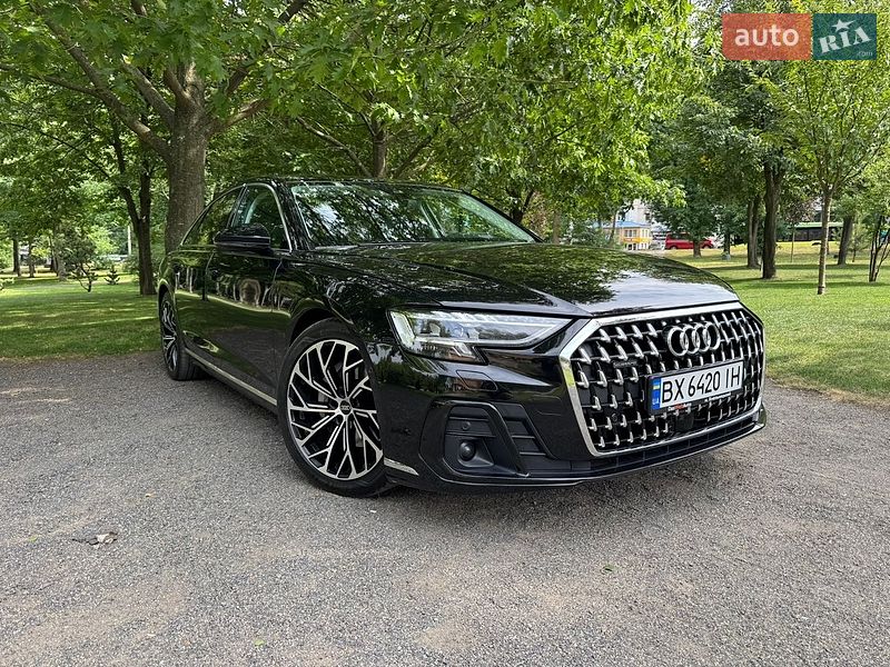 Седан Audi A8 2024 в Хмельницькому