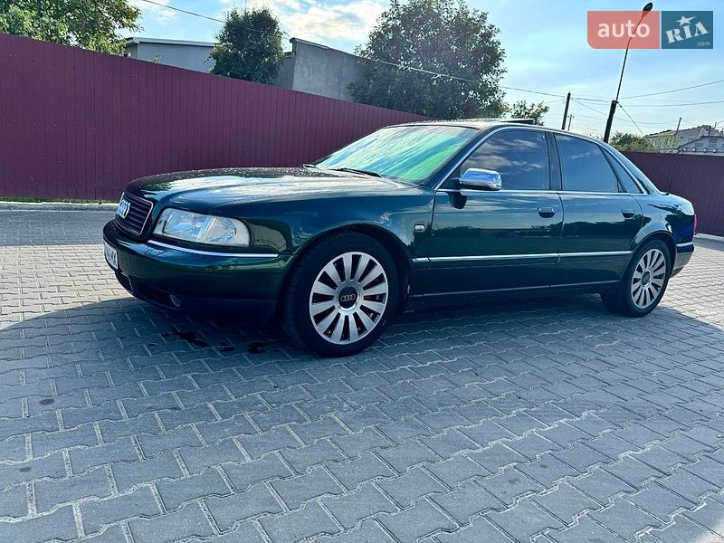 Седан Audi A8 1999 в Одесі