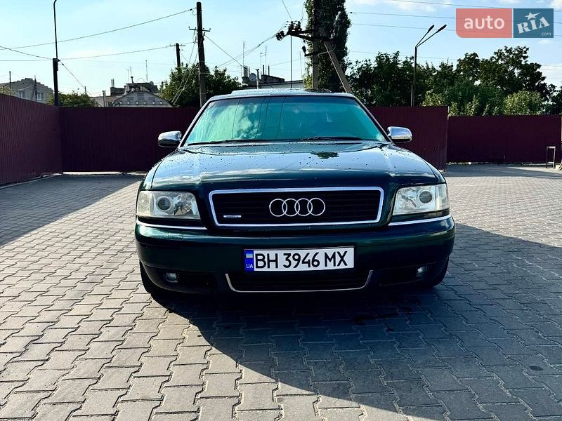 Седан Audi A8 1999 в Одесі