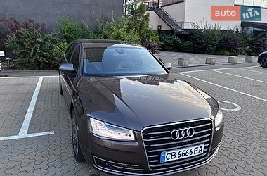 Седан Audi A8 2014 в Києві