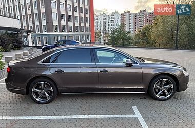 Седан Audi A8 2014 в Києві