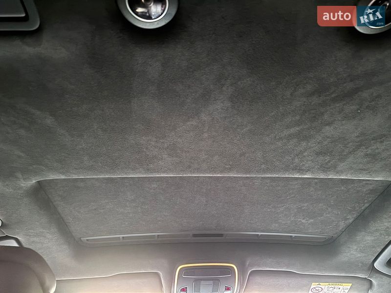Седан Audi A8 2014 в Києві