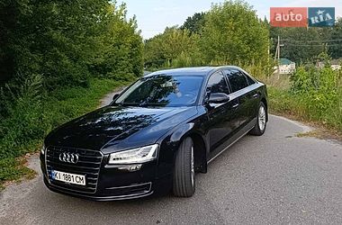 Седан Audi A8 2017 в Березане