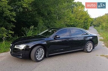 Седан Audi A8 2017 в Березане