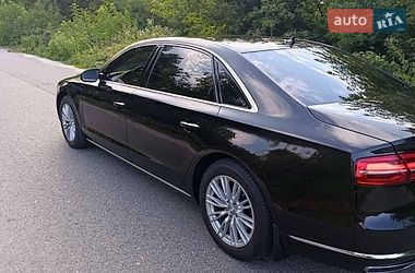 Седан Audi A8 2017 в Березане
