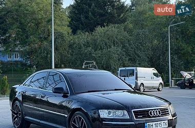 Audi A8  2005