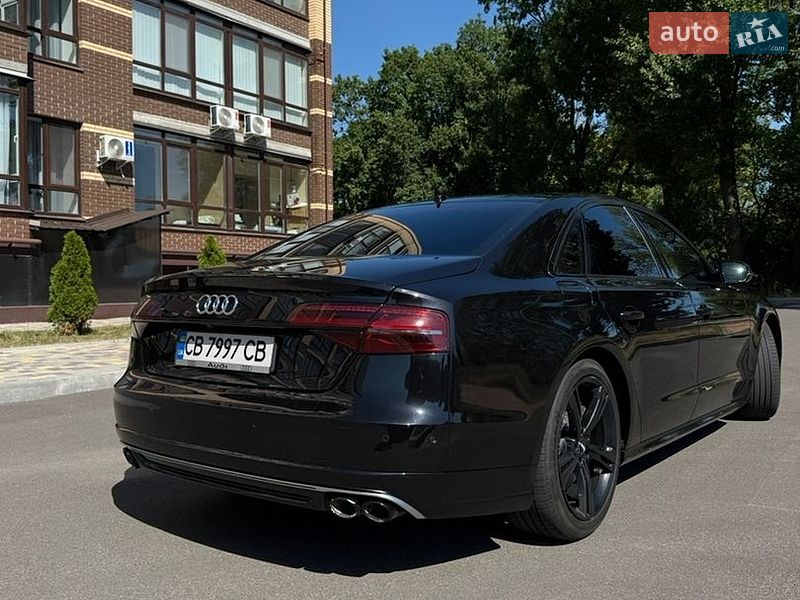 Седан Audi A8 2015 в Чернигове фото 11 Седан Audi A8 2015 в Чернигове
