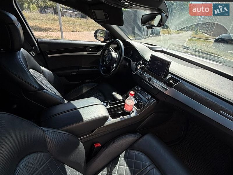 Седан Audi A8 2015 в Чернигове фото 21 Седан Audi A8 2015 в Чернигове