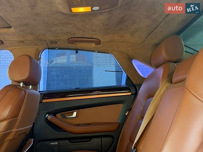Седан Audi A8 2003 в Киеве