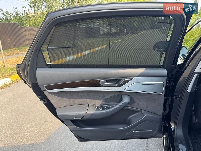 Седан Audi A8 2015 в Києві фото 18 Седан Audi A8 2015 в Києві