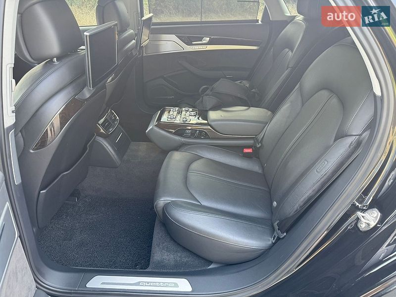 Седан Audi A8 2015 в Києві фото 21 Седан Audi A8 2015 в Києві