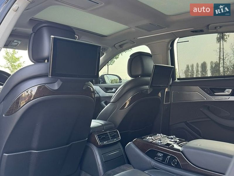 Седан Audi A8 2015 в Києві фото 24 Седан Audi A8 2015 в Києві