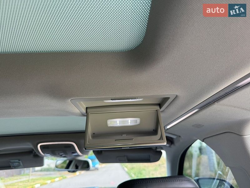 Седан Audi A8 2015 в Києві фото 37 Седан Audi A8 2015 в Києві