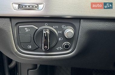 Седан Audi A8 2015 в Києві фото 45 Седан Audi A8 2015 в Києві